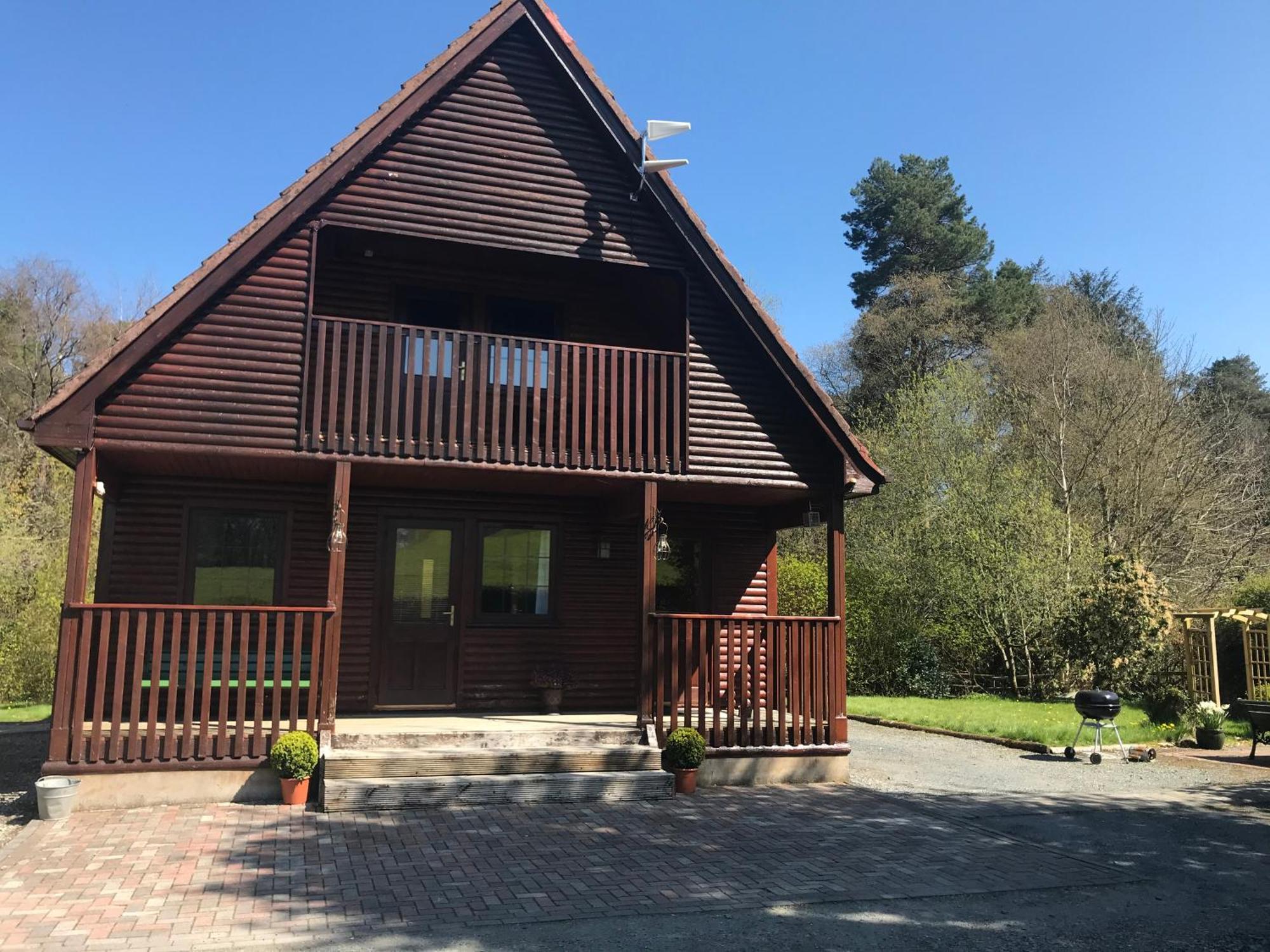 Cosy Lakeside Chalet With Option To Add Private Hot Tub Duneena 외부 사진